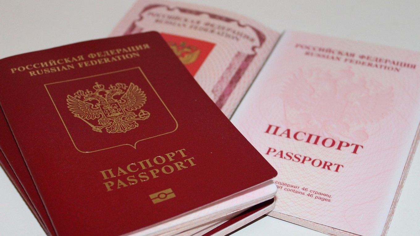 Azerbaijan develops new law for citizens obtaining citizenship of another country