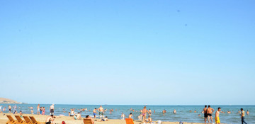 Baku mayor talks electronic permits for beachgoers amidst COVID-19