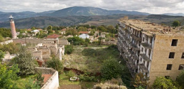 Analysis: Historic chance for a peaceful settlement might be lost