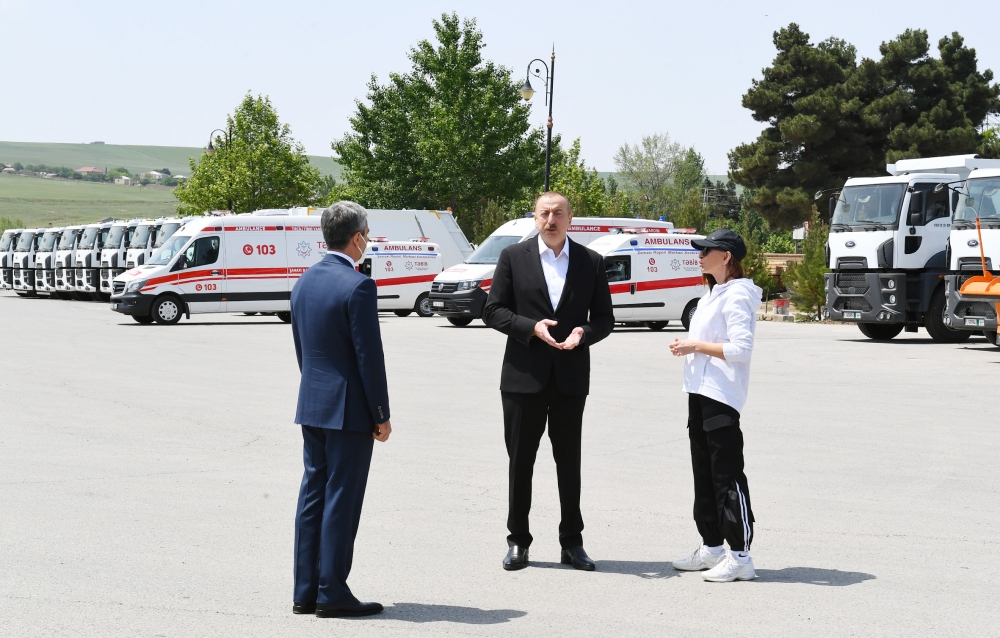 President Ilham Aliyev views transport vehicles and special machinery allocated to Shamakhi district