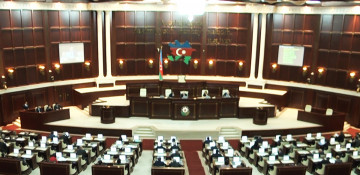 Azerbaijani parliament approves fines for not wearing face masks