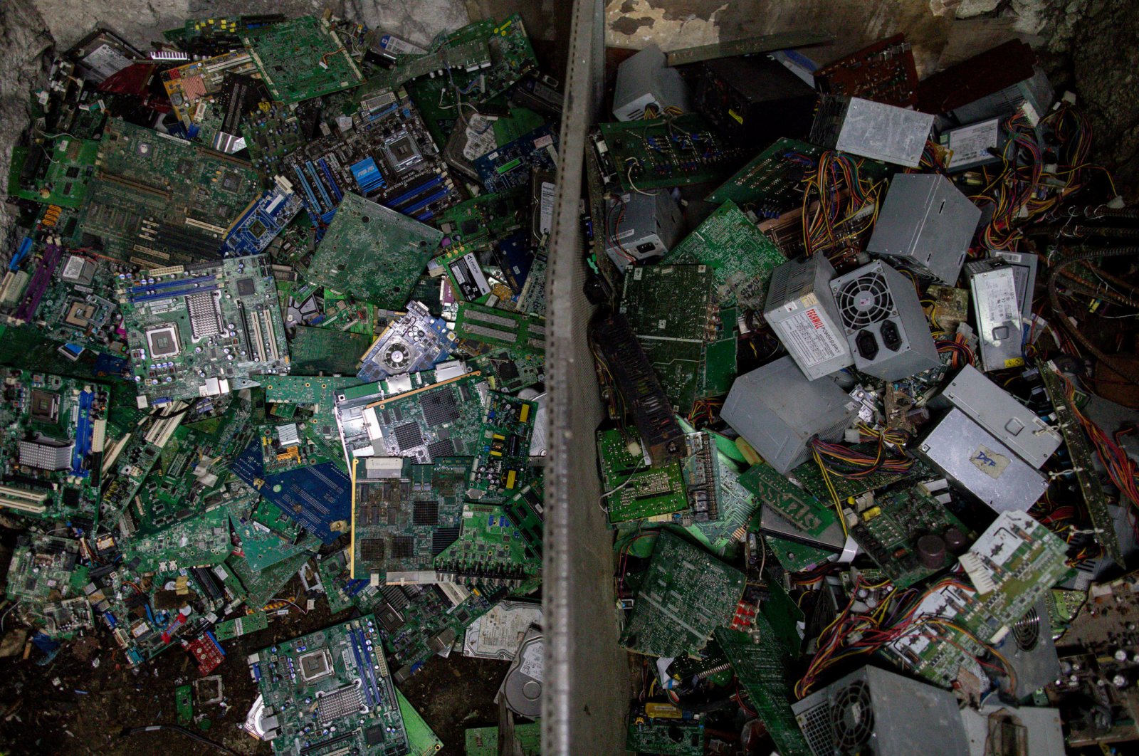 E-waste levels surge 20% in 5 years: UN