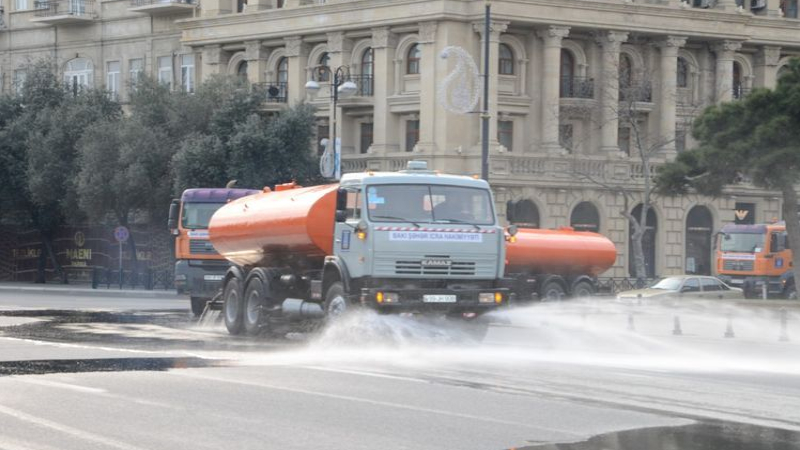COVID-19: Baku’s main streets and avenues disinfected again