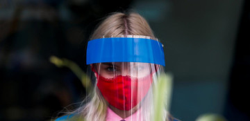 Moscow to reopen schools as daily cases fall