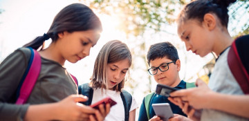 Social media and kids: What’s the right age?