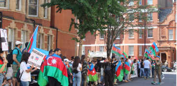 Azerbaijanis stage protest rally in London against Armenia’s military provocations