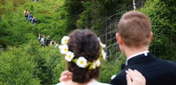 Nordic couple gets married in border ceremony