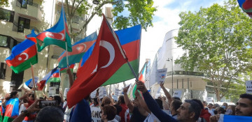 Azerbaijanis hold rally as sign of protest in France