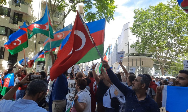 Azerbaijanis hold rally as sign of protest in France