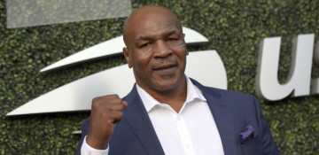 Mike Tyson to make comeback fight against Roy Jones Jr. in September