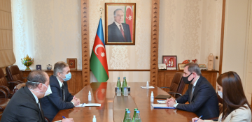 FM Jeyhun Bayramov meets ambassador of Palestine