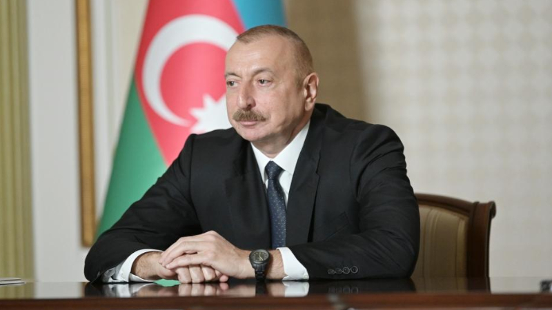 Azerbaijani president congratulates Singaporean counterpart