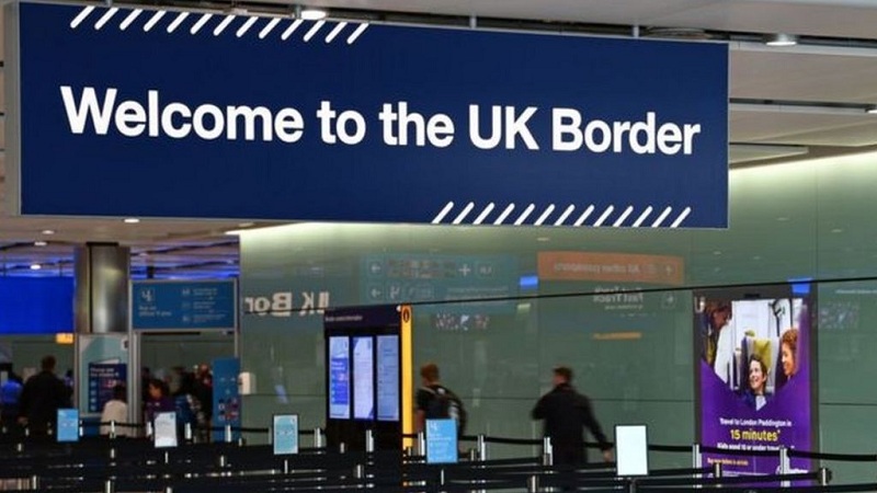 UK imposes 14-day quarantine on arrivals from France, Netherlands and others