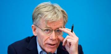 National vaccine efforts need to fit global approach- WHO