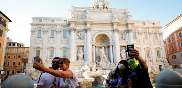 Italy sees over 1,000 daily COVID-19 cases for 1st time since mid-May