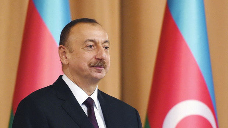 President Ilham Aliyev congratulates Slovak counterpart