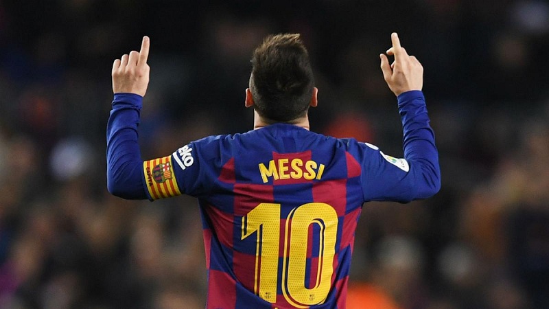 Messi says he will 'continue' at Barcelona