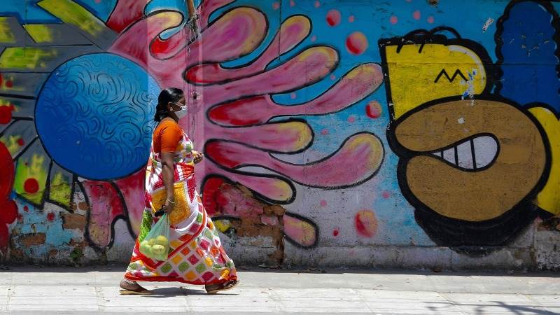 India coronavirus cases surge to 4.85 million