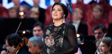 Russian opera diva Netrebko in hospital