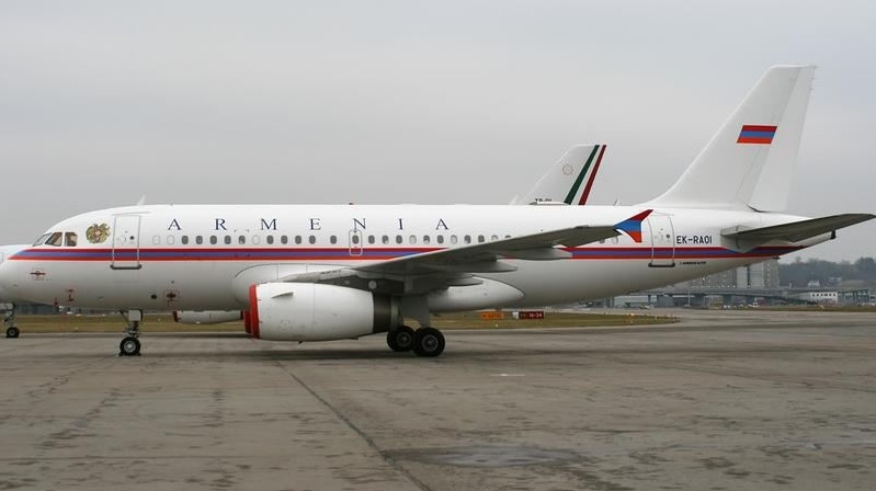 Armenia using civilian aircraft to transport weapons under guise of humanitarian aid