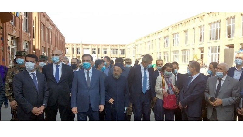 Foreign diplomats arrive in Ganja to eyewitness Armenian atrocities