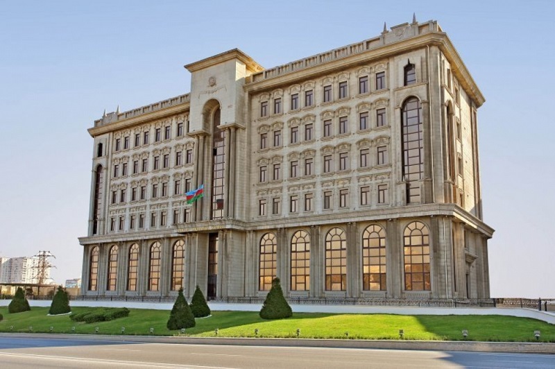 State Migration Service addresses foreigners and stateless persons residing and working in Azerbaijan