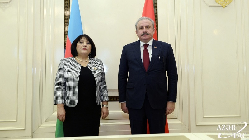 Speakers of Azerbaijani, Turkish parliament hold meeting in Baku