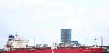 UK: 7 arrested after attempted oil tanker hijacking