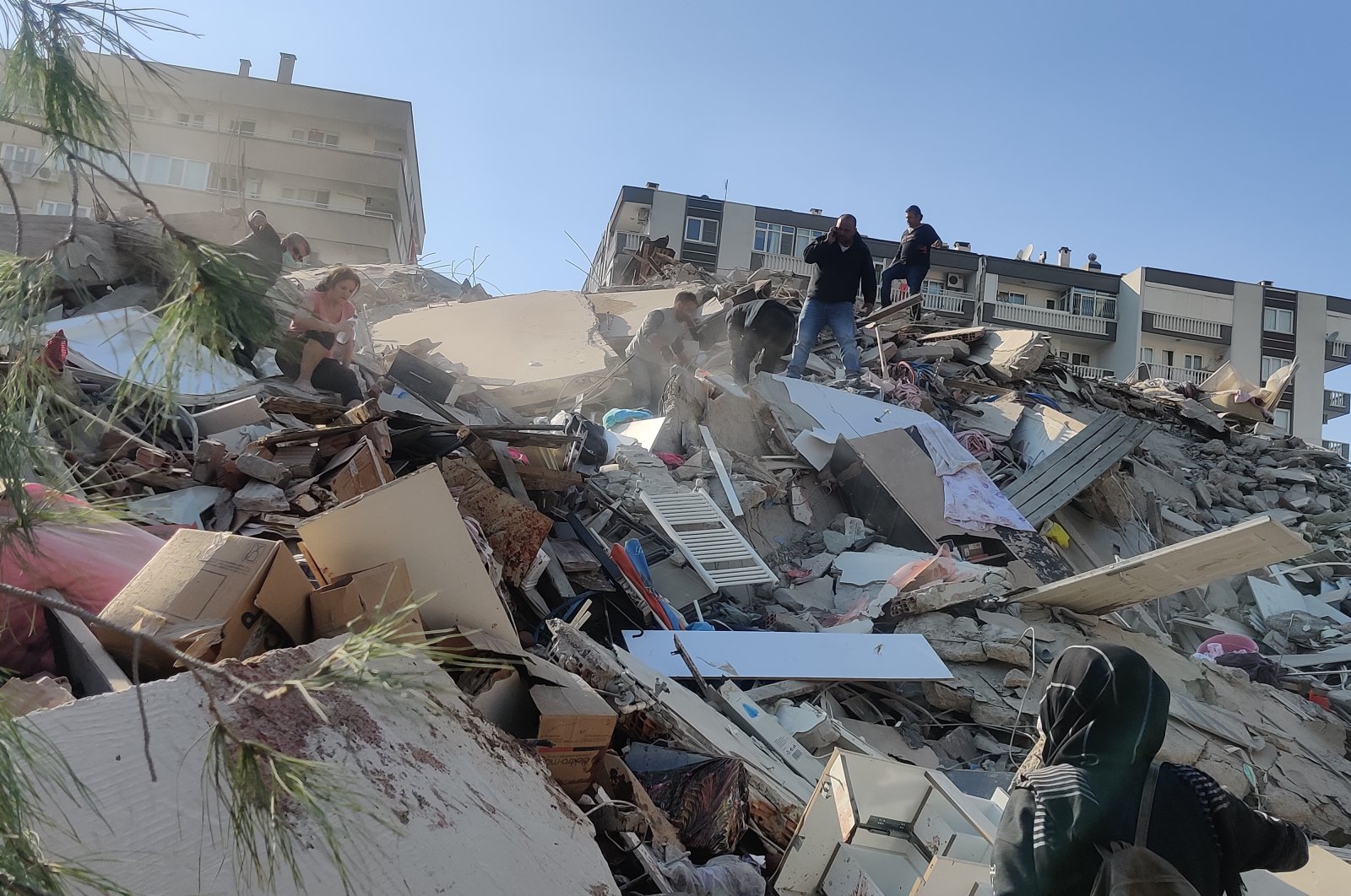 Magnitude 6.6 earthquake jolts Turkey's Aegean region