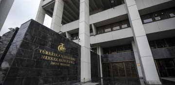 Turkey dismisses central bank governor