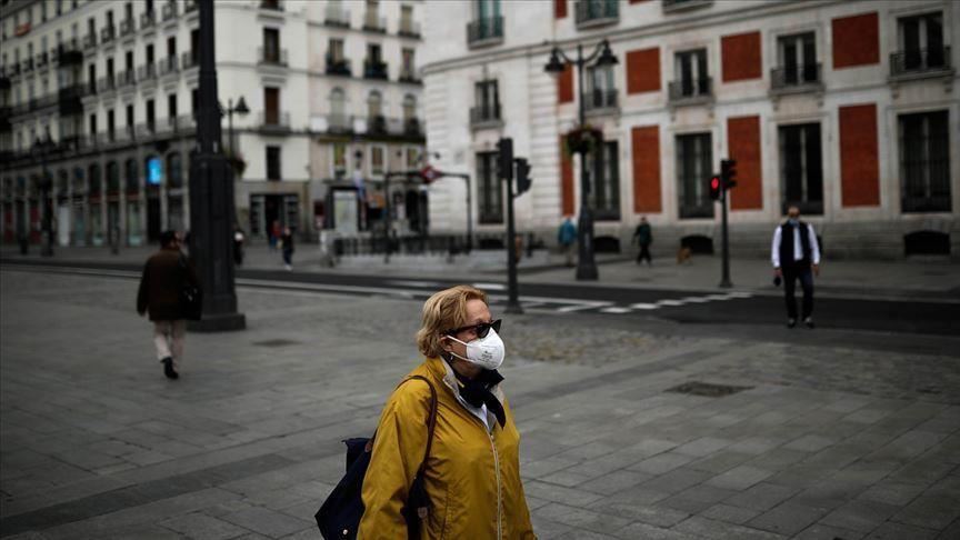 Spain’s hospitality sector protests as virus cases rise
