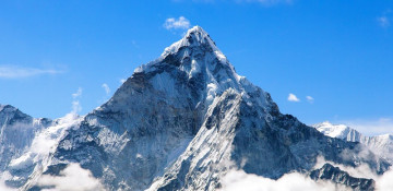 Researchers find microplastics on top of the world at Everest