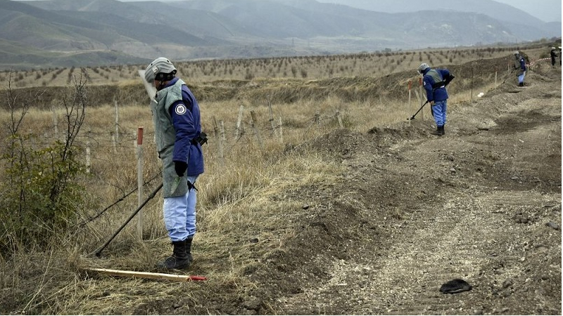 ANAMA continues demining road leading to liberated Sugovushan settlement