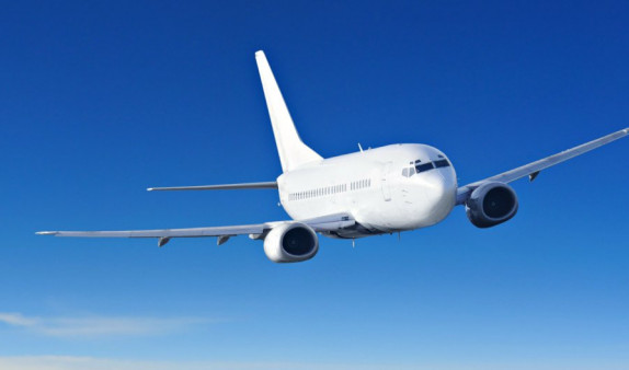 Israeli airline conducts 1st commercial passenger flight to UAE