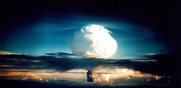 Armenian paper urges use of nuclear bomb on Azerbaijan