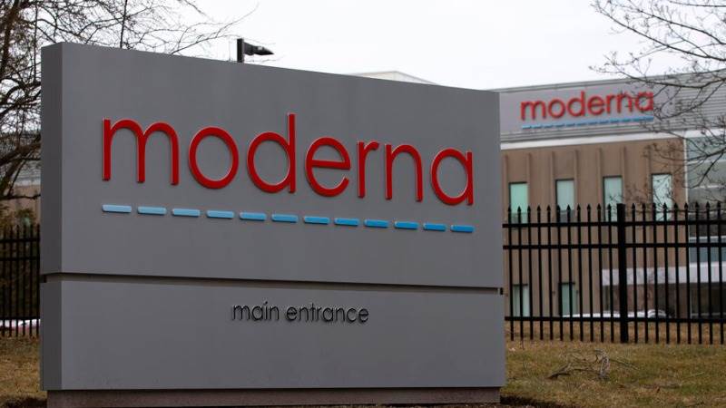 Moderna plans 100 million Covid vaccine doses in early 2021