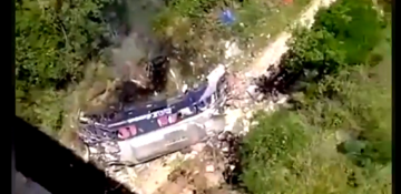 At least 14 people killed, 26 Injured as bus falls from bridge in Brazil, reports claim