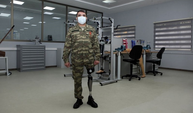 Azerbaijan presents first locally manufactured high-tech prostheses (PHOTO)