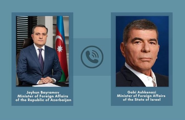 Azerbaijani, Israeli FMs hold phone conversation