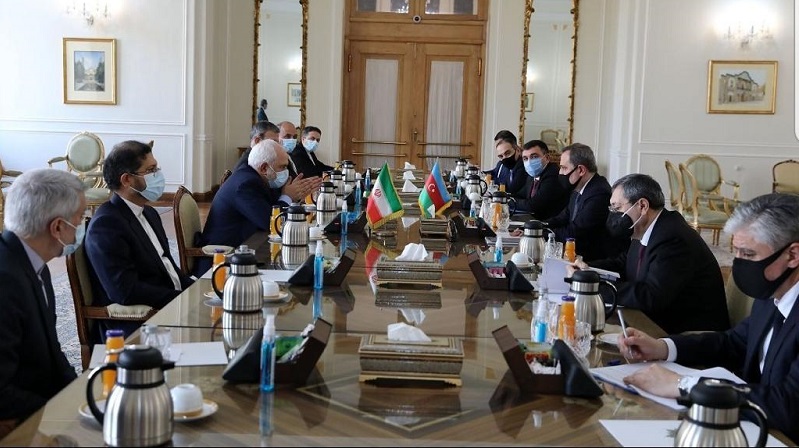 Azerbaijani, Iranian FMs hold meeting