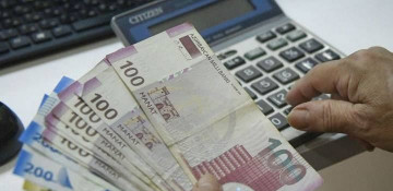 Azerbaijani parliament approves amount of deposit compensations