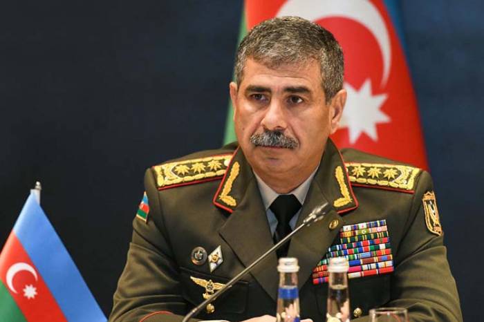 Defense Minister Zakir Hasanov expressed condolences to the Russian side