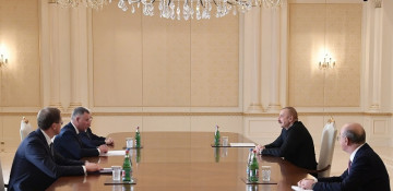 President Ilham Aliyev received Russian minister of emergencies
