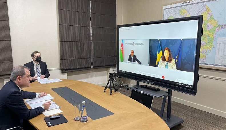 Azerbaijani, Swedish FMs discuss latest situation in region