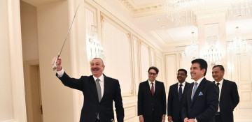 ISESCO chiefs presents keepsake to Azerbaijani president on occasion of Victory