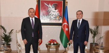 Azerbaijani, Turkish FMs discuss bilateral cooperation agenda