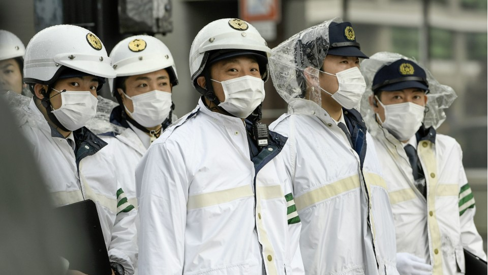 Japan's PM expands state of emergency to 7 more prefectures