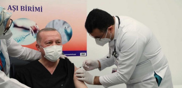 President Erdoğan receives first dose of Sinovac's COVID-19 vaccine