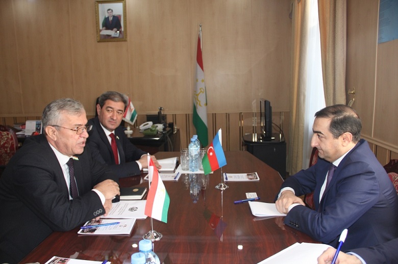 Azerbaijan, Tajikistan discuss cooperation prospects