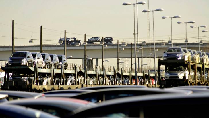 European car sales suffer worst plunge ever in pandemic